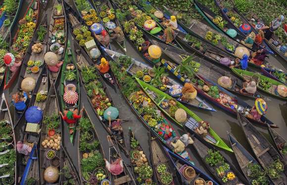 floating-market-nga-antonius-andre-tjiu