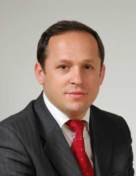 Ilir Çumani Drejtor i Përgjithshëm i Institutit Kombëtar i Integrimit të Jetimëve Shqiptarë