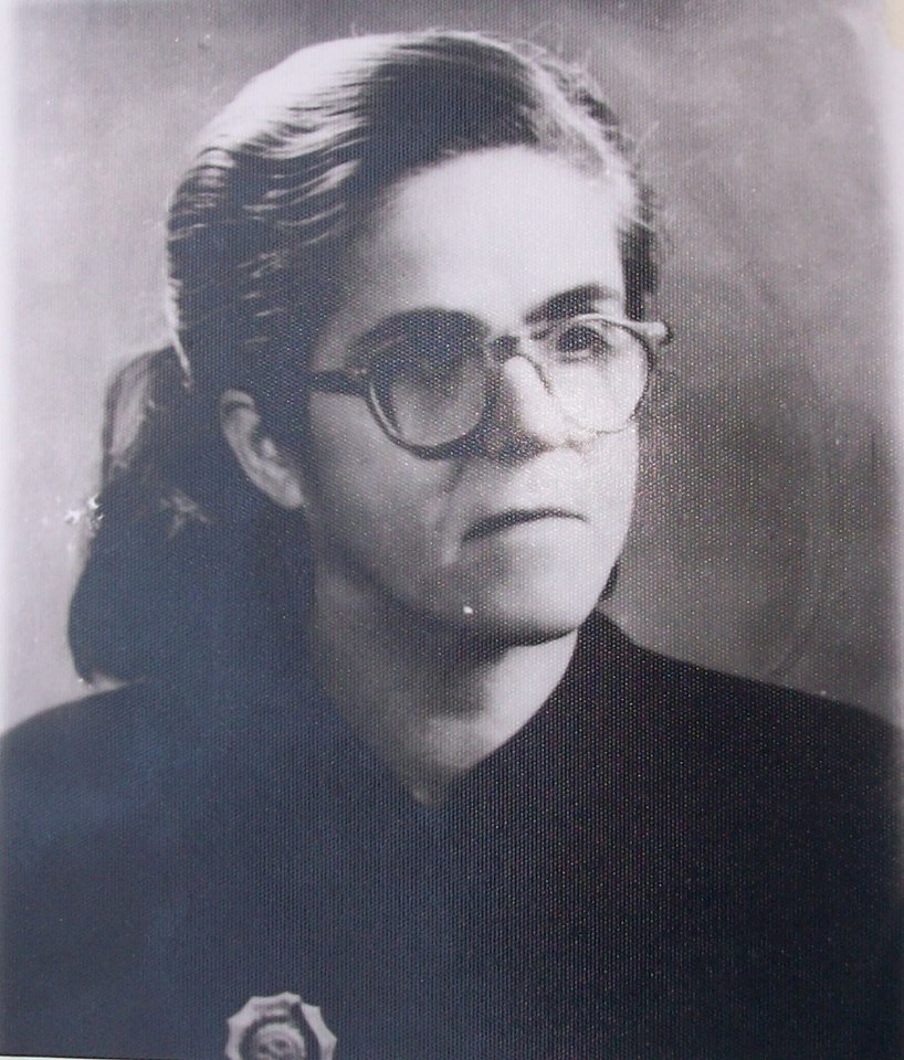 Persa Grabova, "Mësuese e Popullit"
