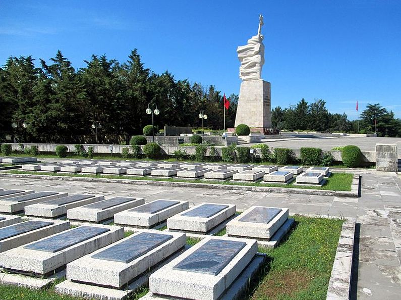 varrezat-e-deshmoreve
