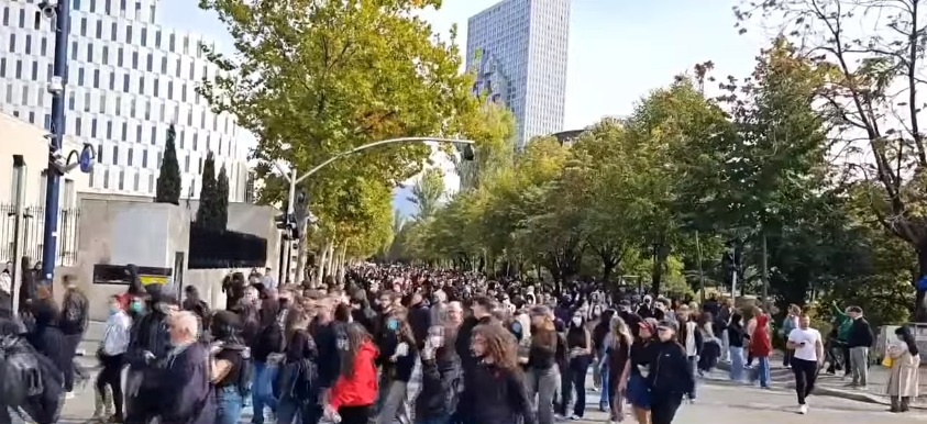 revolta-proteste
