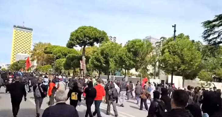 revolta-proteste1
